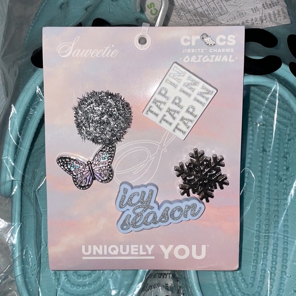 Crocs X SAWEETIE - Picture 4 of 4